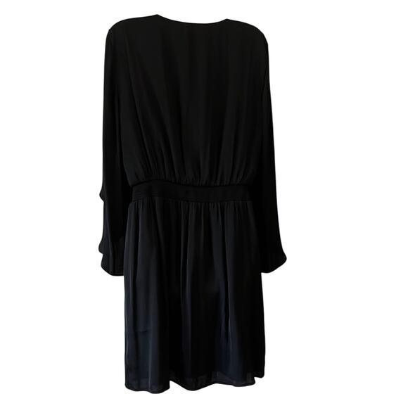 Jennifer Lopez Woman Size L Black Silky Dress Long Flowy Sleeves LBD Smocked - Picture 3 of 13